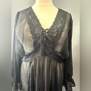 Torrid NWOT babydoll tunic Black. Size 3X